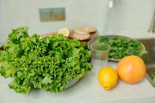 image of a balanced diet with fruits and vegetables